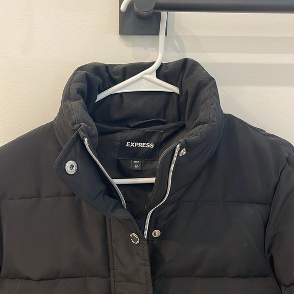 Black belted puffer jacket - Picture 4 of 4